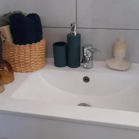 Poolemonhouse * Fernão Ferro