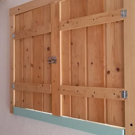 Poolemonhouse * Fernão Ferro