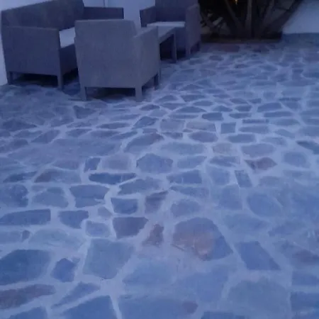 Poolemonhouse Apartman