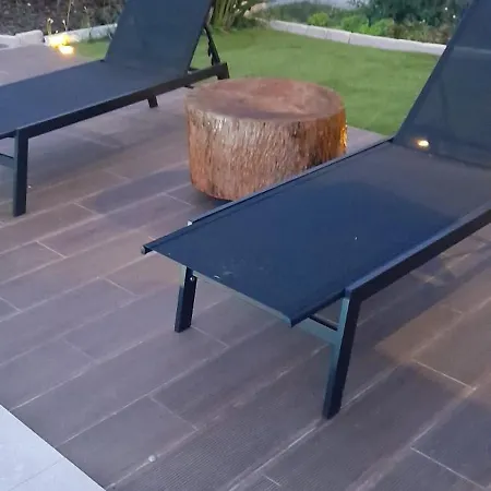 Poolemonhouse Daire Fernao Ferro