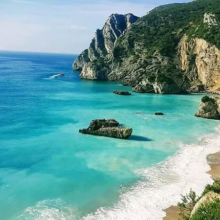 Apartment Poolemonhouse