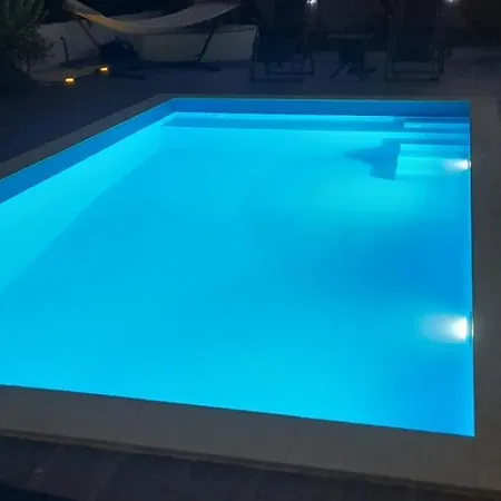 Apartment Poolemonhouse Fernao Ferro