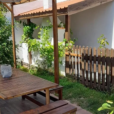 Apartman Poolemonhouse *