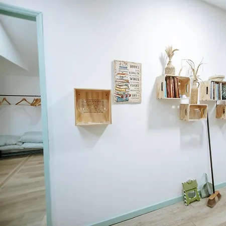 Poolemonhouse * Fernao Ferro