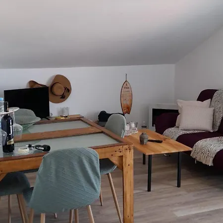 Apartman Poolemonhouse *