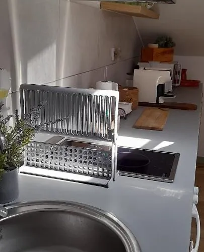 Apartment Poolemonhouse *