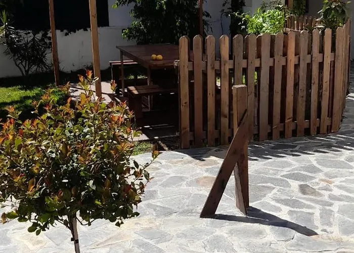 Poolemonhouse Apartment