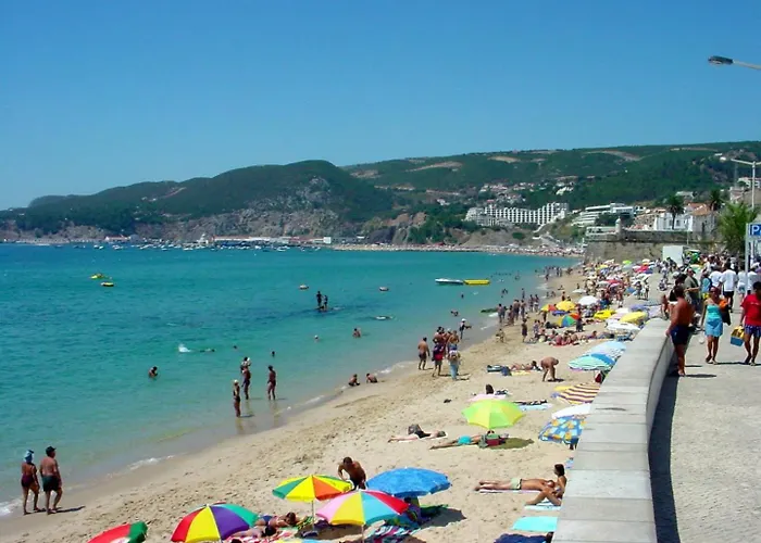 Apartment Poolemonhouse Fernão Ferro