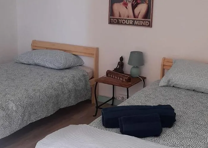 Poolemonhouse Fernão Ferro