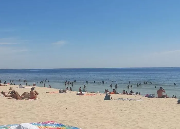 Apartment Poolemonhouse Fernão Ferro