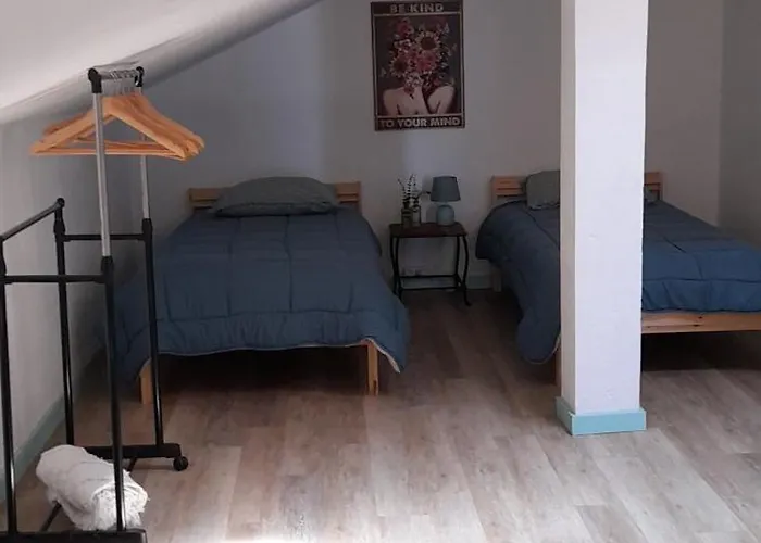 Poolemonhouse Apartment *